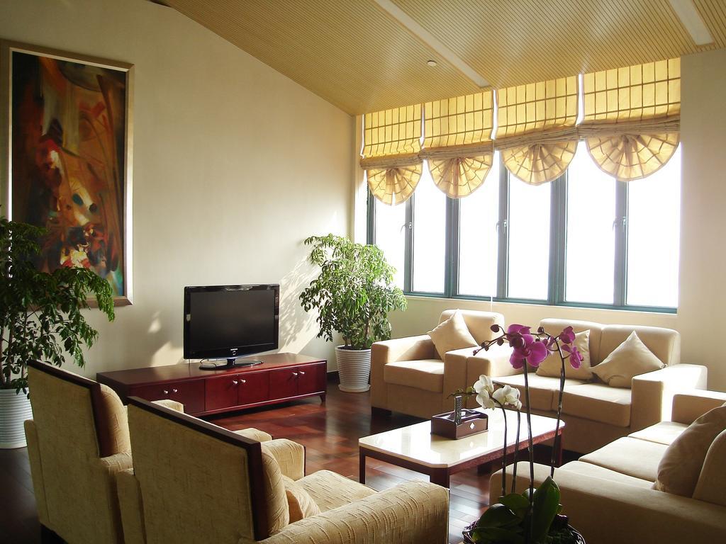Runyang Huanlong Hotel Zhenjiang  Extérieur photo